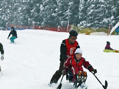 障害者スキー　楽しさもっと知って　裾野拡大へ来年講習会