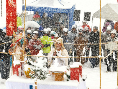 「元気に営業」　志賀高原でスキー場開き祭