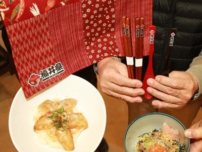食にまつわるグッズ取りそろえ盛り上げ　福井県の「丼」プロジェクト応援