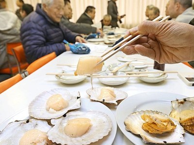 大槌ホタテ栃尾からＰＲ　復興支援で２月「まつり」　飲食店主らが試食会