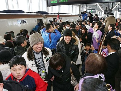北陸新幹線開業　２動脈時代到来　経済効果に期待