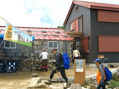 西駒山荘、愛されて100年　伊那で６月から記念行事