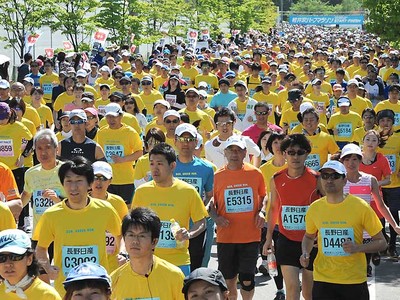 軽井沢、爽やかな風と走る　ハーフマラソン開催