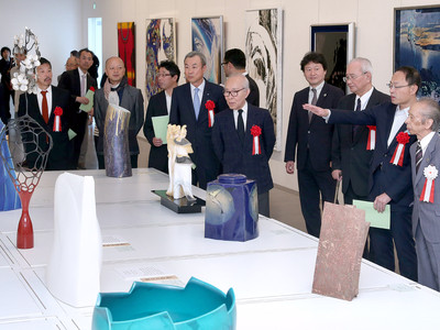 革新重ねる作家の意気　金沢２１世紀美術館で現代工芸美術展石川展が開幕