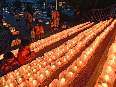 平和願う淡い１０００の光　福井県護国神社でエコ催し