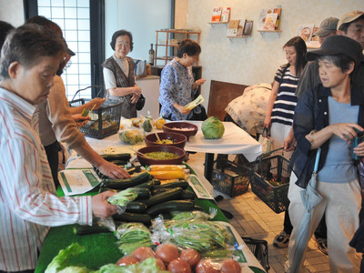 塩尻産野菜を東京・渋谷で販売　「鮮度違う」と好評
