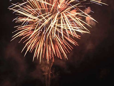 花火打ち上げ、毎晩わくわく　諏訪湖で夏恒例フェス開幕