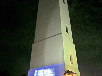 大野灯台に昔の写真投影　金沢市、９月イベント