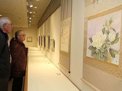 いのちの輝き繊細に美しく　三輪時子さん日本画展　３１日まで・新潟