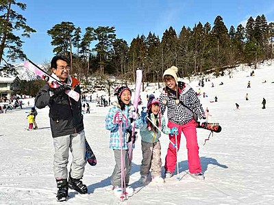 雪上々、福井県内スキー場にぎわう