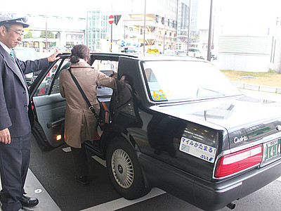 タクシーで県西部満喫　４月から名所巡る新ツアー