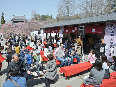 「真田茶屋」で観光客もてなし　上田城跡公園に開業