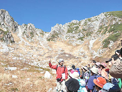 中ア縦走、山への誘い　駒ケ根観光協会、８月に催し