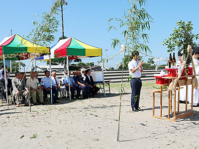 浜茶屋２年ぶり復活　富山・八重津浜で浜開き祈願祭