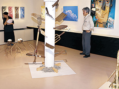 想像力刺激する現代アート　小松市で作家１３人が「ＡＣＢ展」