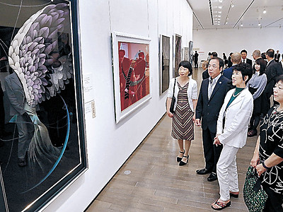 現代工芸展石川展が開幕　金沢２１世紀美術館