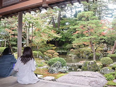 北方文化博物館庭園　１６日からライトアップ　新潟江南区