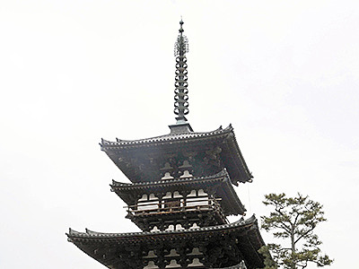 復元の国宝 間近で見て　薬師寺東塔「相輪」、１月２６、２７日高岡で公開
