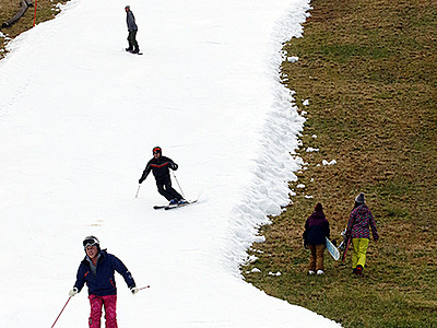 牛岳温泉スキー場オープン　ミニゲレンデで無料滑走