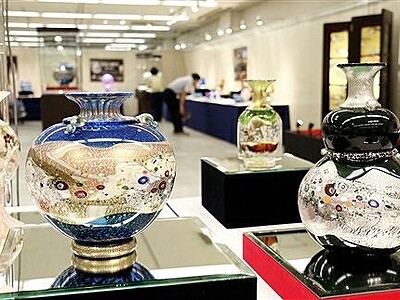 「現代の名工」日本の美をガラスで表現　西武福井店