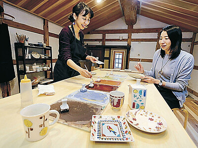 土蔵に金沢九谷の工房　長町の複合アート施設「五感で創造味わって」