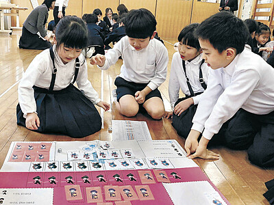 金沢の旗源平　学生がカードゲーム考案