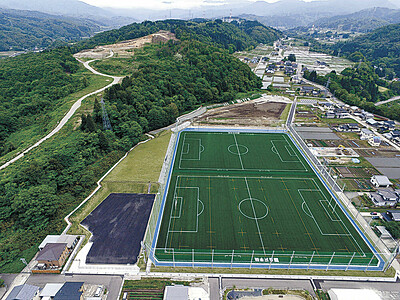 金沢学院高　人工芝の総合グラウンド完成