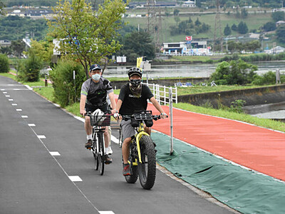 諏訪湖一周へ一部開通　自転車専用、諏訪市内1910メートルに