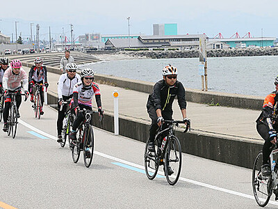 富山湾岸が日本代表サイクルルートに　政府選定、海外へアピール