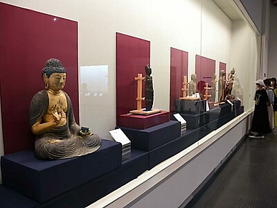 伊那谷の仏教文化 変還学ぶ　飯田市美術博物館で特別展