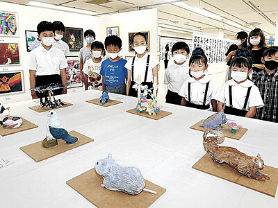 想像力あふれる１０１０点　北國少年少女美術展が金沢エムザで開幕