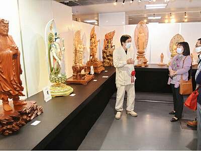 仏像たち、表情豊かに　ながの東急で仏像彫刻展