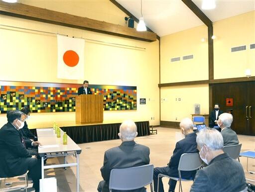 軒下工房２０周年の節目を祝った記念式典＝１１月１３日、福井県鯖江市うるしの里会館
