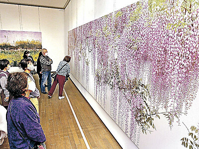 鉛筆画の美浸る　金沢２１世紀美術館　吉村芳生展２１日まで