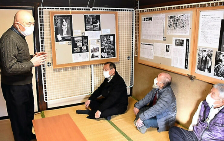 松井須磨子の生涯を解説する宮坂さん（左）