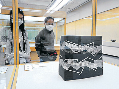 伝統と革新７３点彩る　石川県立美術館で九谷焼工芸展