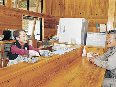 湧き水コーヒー、新たな名物に　石川県小松市・西俣キャンプ場で住民らがカフェ