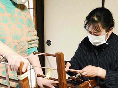 真田家ゆかり「真田紐」　長野・松代で手織り体験会