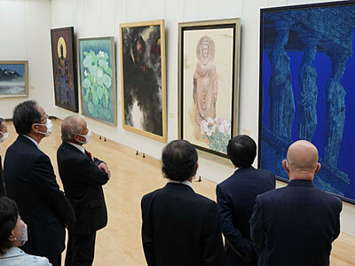 日本美術の「今」を幅広く　「日展安曇野展」23日開幕