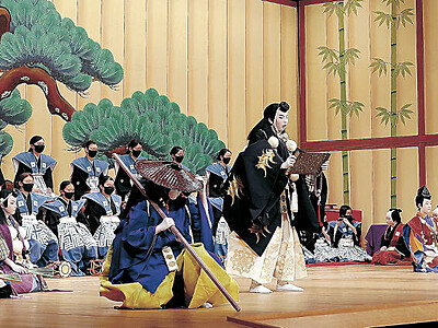歌舞伎のまち、熱気戻る　小松でこども歌舞伎まつり開幕、掛け声代わりに拍手