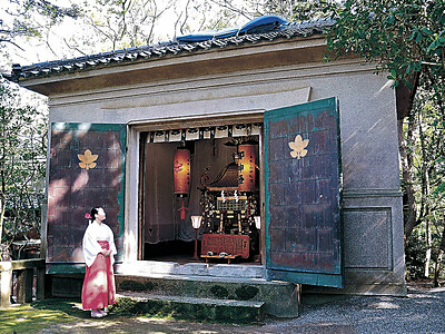 築９３年の神輿蔵を初改修　小松・安宅住吉神社で３年ぶり「安宅まつり」巡行へ美しく