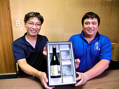 日本酒＋酒器 全国へ発信　魚津の酒造会社と仏壇店コラボ