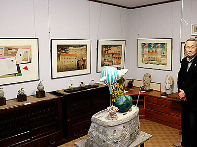 自宅工房にギャラリー　高岡の渡辺さん、版画・彫刻を展示
