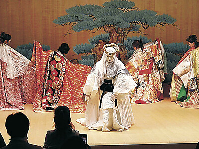 衣装で紡ぐ幻想世界　金沢で時広さん「美の種」公演
