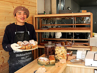 空き家改装しパン店に　南砺・井波に移住の大田さん、２３日プレ開業