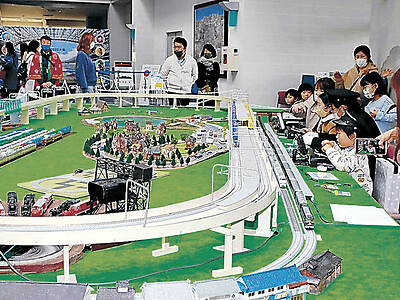 新幹線小松開業、期待高まる　鉄道模型の運転体験　能美、小松でイベント