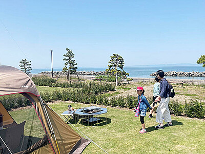 車でキャンプ、海・山一望　滑川海浜公園に２９日オープン