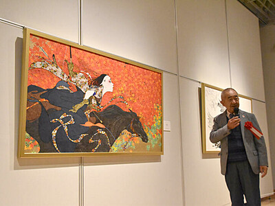 女性たちの挑戦、色鮮やかに描く　日本画家の中島潔さん、安曇野市内で特別展