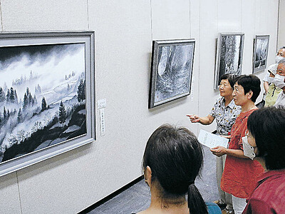 豊かな表現力、濃淡の美１０１点　石川県水墨画協会公募展