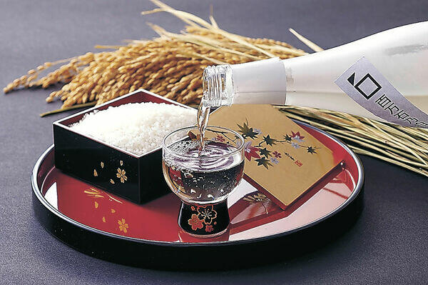 石川県が１１年かけて開発した酒米「百万石乃白」で造った日本酒
